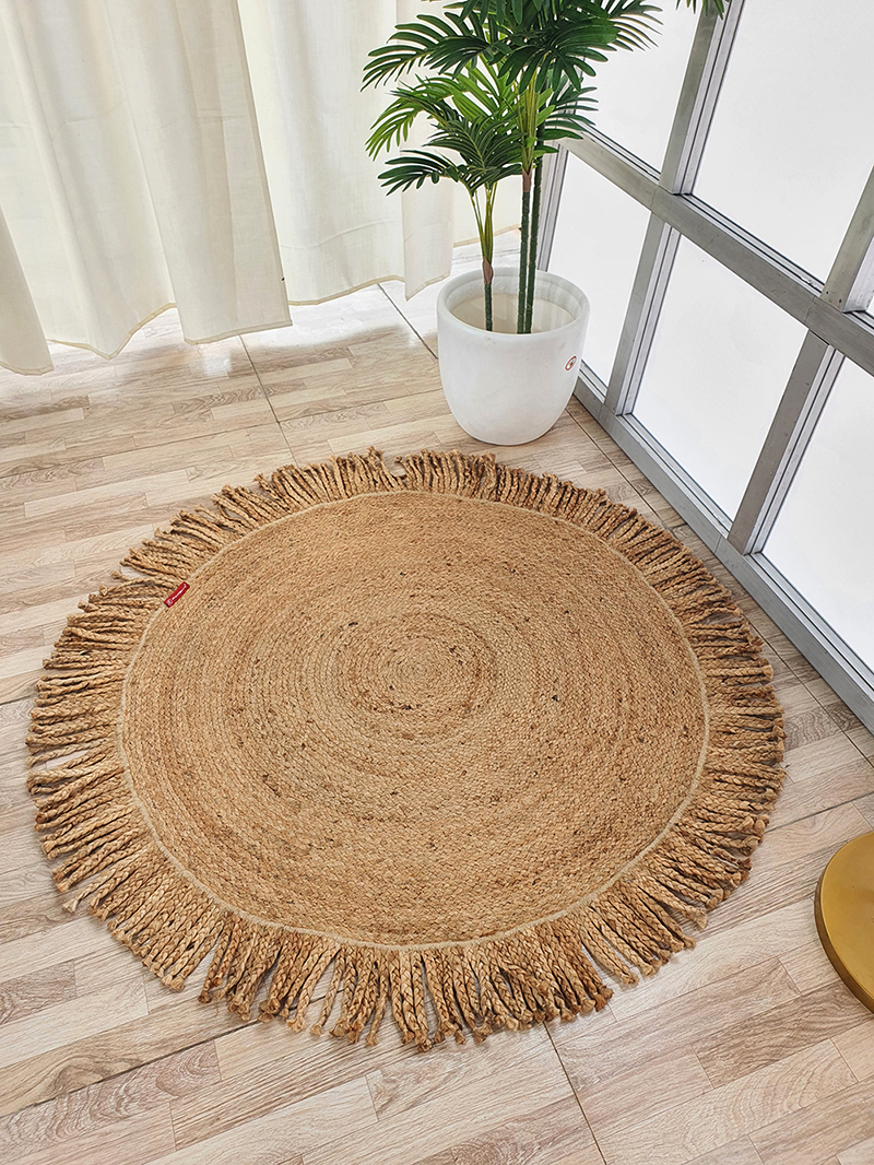 Elegant Handmade Braided Jute Round Rug with Fringes - BR 015 (90cm) by Ramsha Home Handmade Natural Braided Jute Floor Round Rug - BR 015 (90cm)