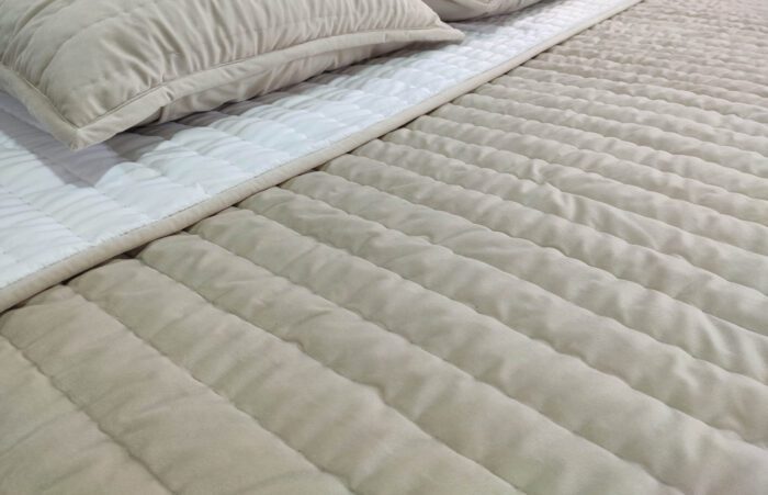 Beautiful Beige & White Bed Spread - BDS 03 (250x250cm) - Image 2