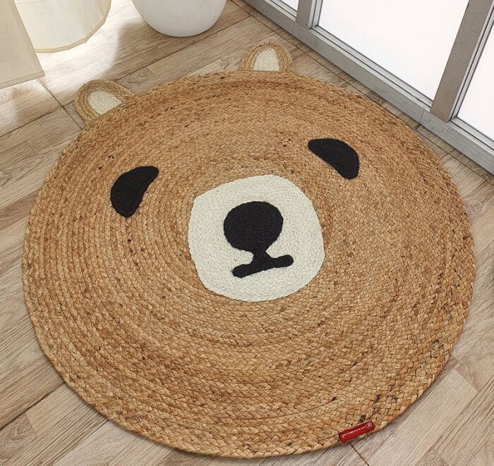 Handmade bear shape jute rug BR 022 (90cm)