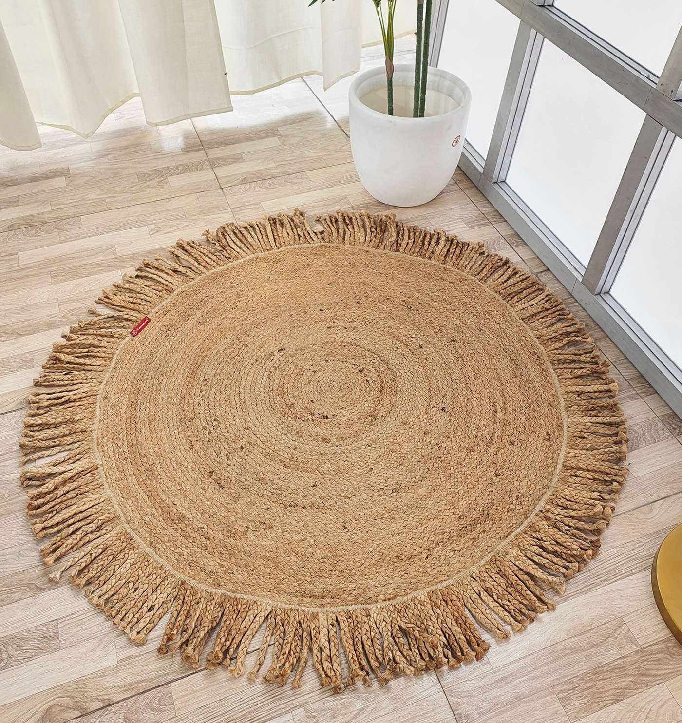 Handmade Natural Braided Jute Floor Round Rug with Fringes - BR 015 (90cm) Handmade natural braided jute floor round rug with fringes BR 015 (90cm)