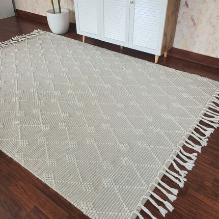 Natural white color wool & cotton woven rug with fringes - SRN 005 (200x300cm) by Ramsha Home