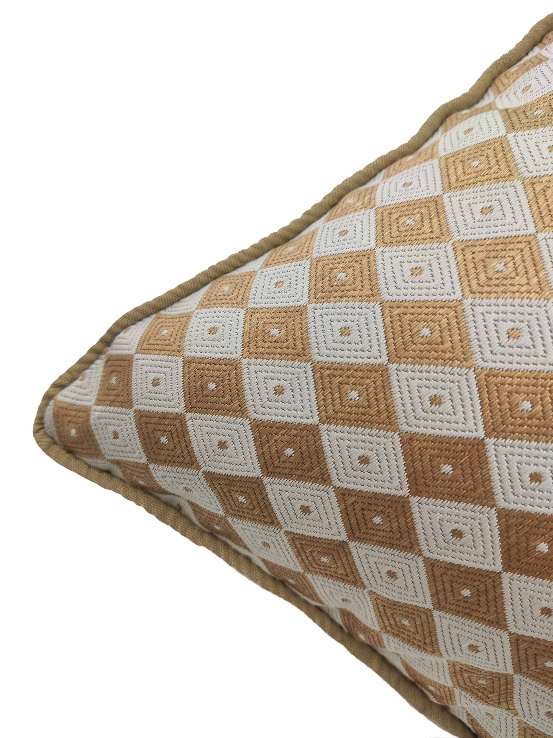 IMG_20211106_153233-scaled-1.jpg Silver & Gold Polyester Cushion Cover - CS 013 (40x40cm) - Image 3