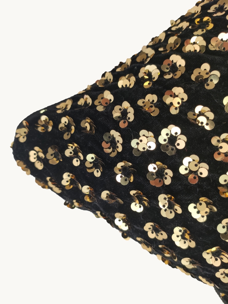 IMG_20211106_155220.jpg Black Polyester Magic Sequins Cushion Cover for Living Room and Playroom - CS 025 (40x40cm) - Image 2