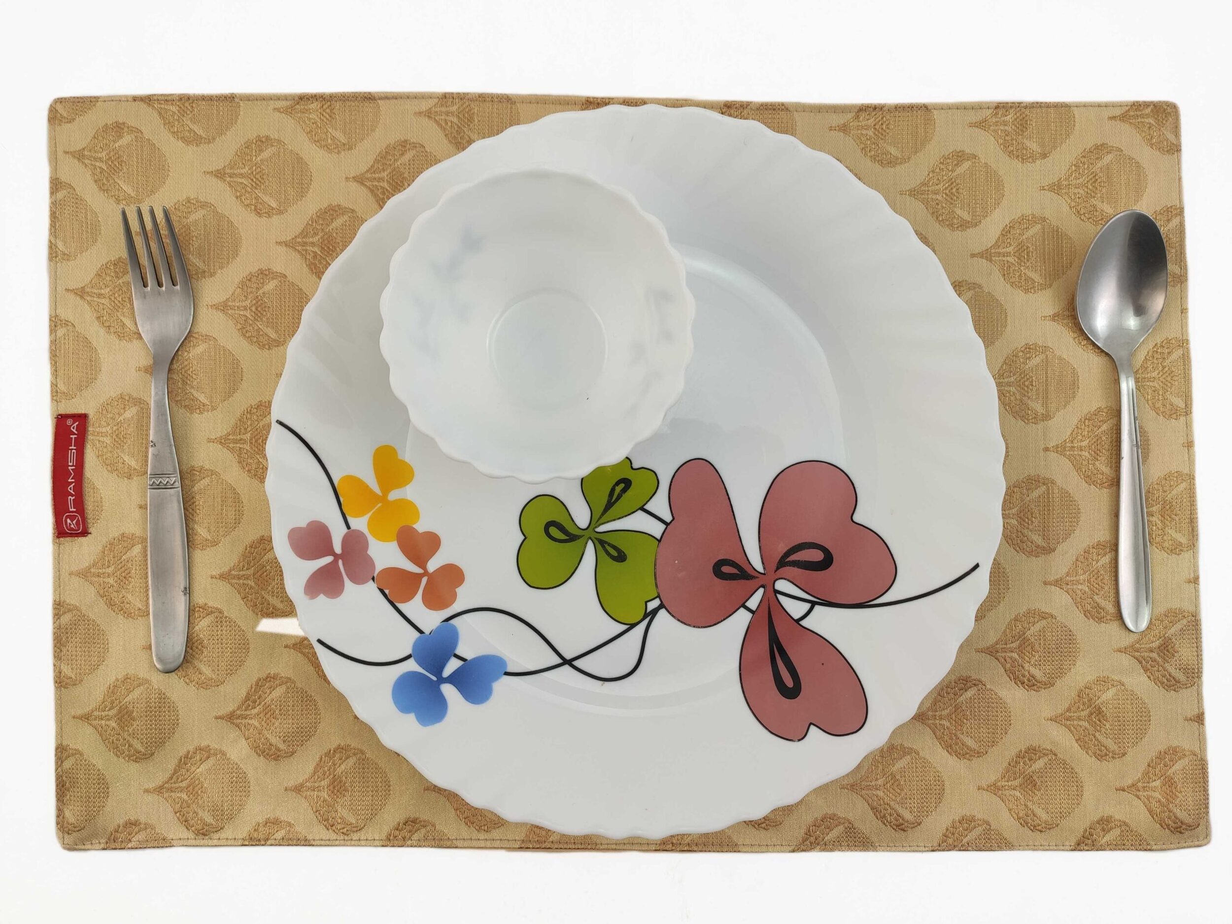 IMG_20211209_143415-scaled-1.jpg Natural and Gold Polyester Decor Placemat - PM 024 (30x44cm) - Image 5