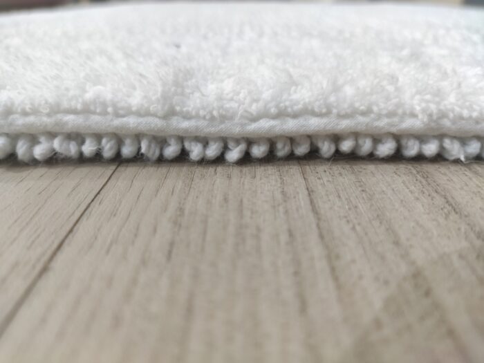 Bleach White Non-Slip Fluffy Soft Cotton Bathmat - BT 003 (60x90cm) - Image 3
