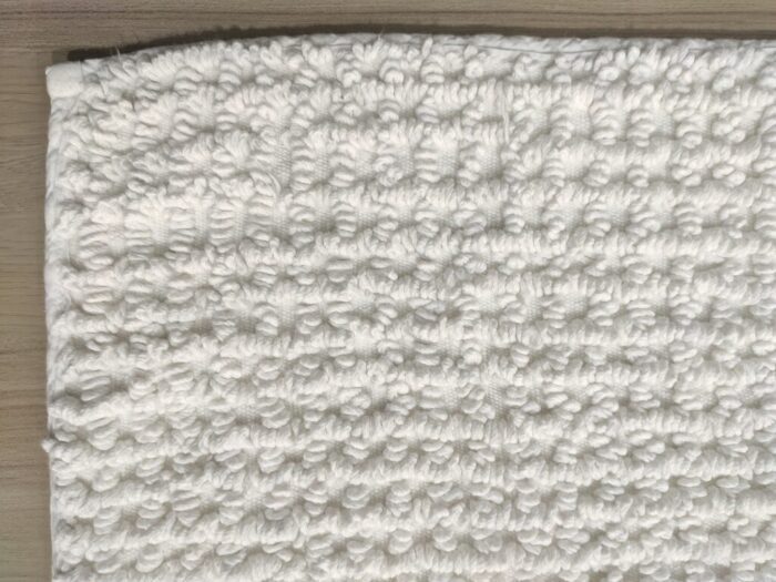 Bleach White Non-Slip Fluffy Soft Cotton Bathmat - BT 005 (60x90cm) - Image 4