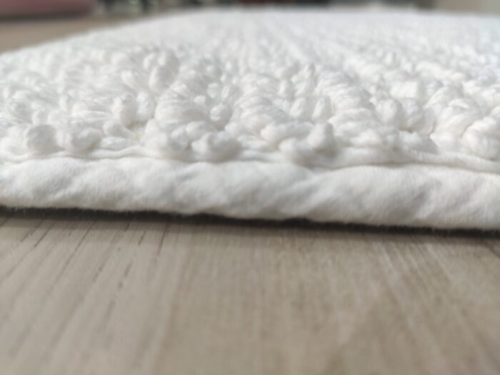 Bleach White Non-Slip Fluffy Soft Cotton Bathmat - BT 005 (60x90cm) - Image 5