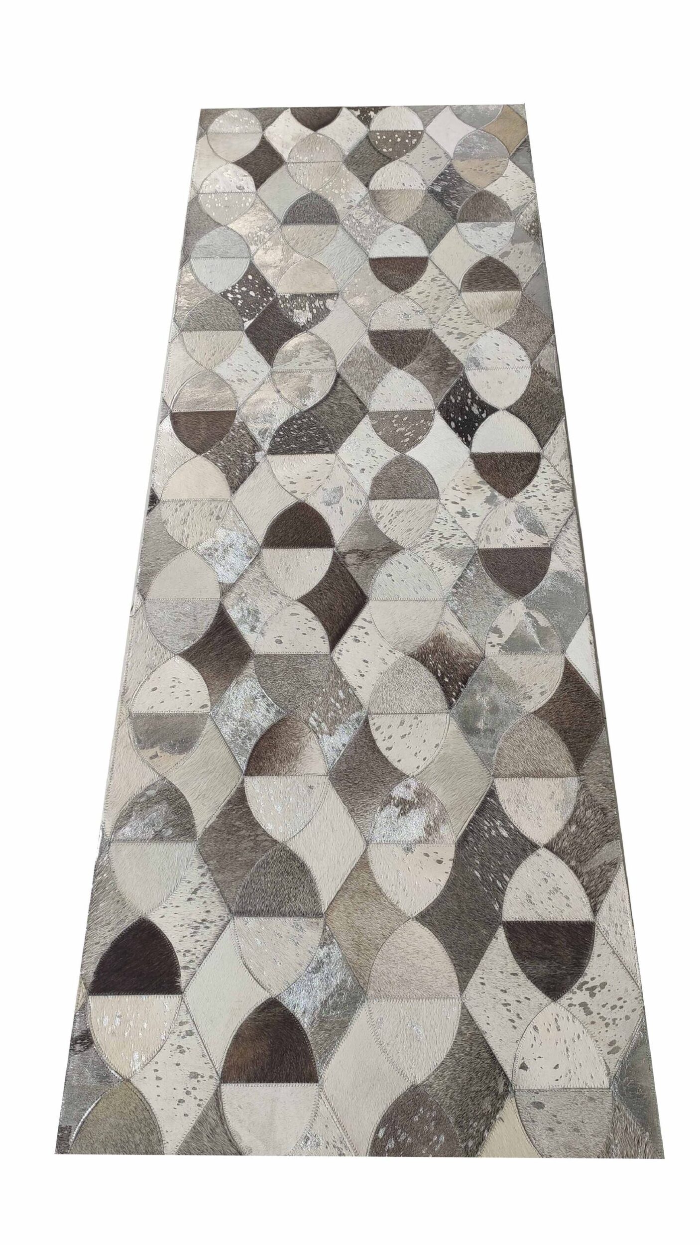 IMG_20220127_113151-scaled-1.jpg Delightful Modern Grey Color Leather Rug - LR 008 (60x180cm) - Image 2