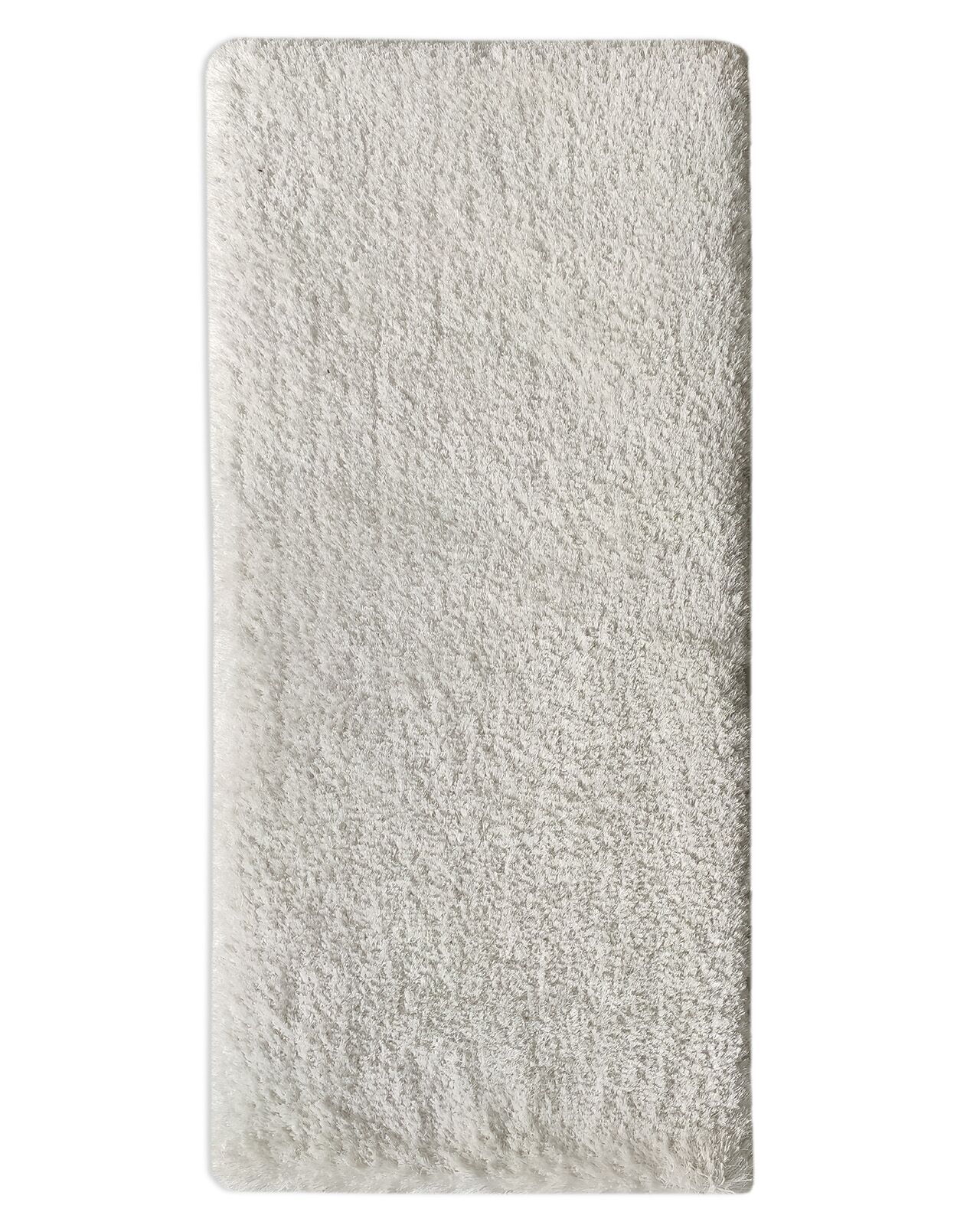 White Color Entryway Decor Shaggy Rug - MPV 01 (60x180cm) White shaggy rug for entryway decor, MPV 01, 60x180cm, soft and inviting.