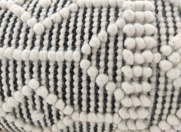 ⁦Natural & Black Handmade Cotton and Wool Woven Cushion Cover - CS 050 (30x90cm)⁩ - الصورة ⁦3⁩