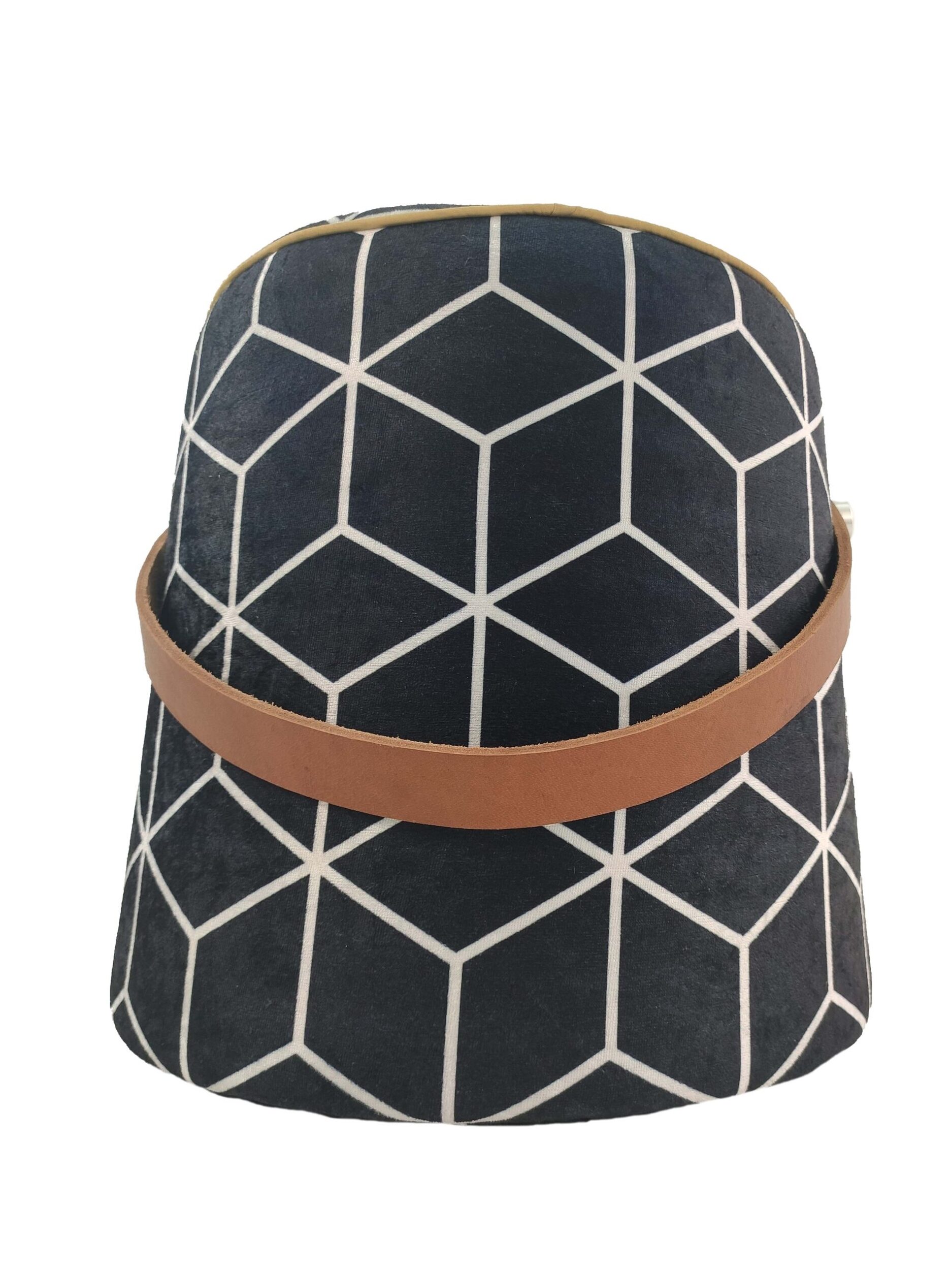 IMG_20220316_123305-scaled-1.jpg Black and White Color Modern Area Decor Pouf - PF 028 (30x35x35cm) - Image 3