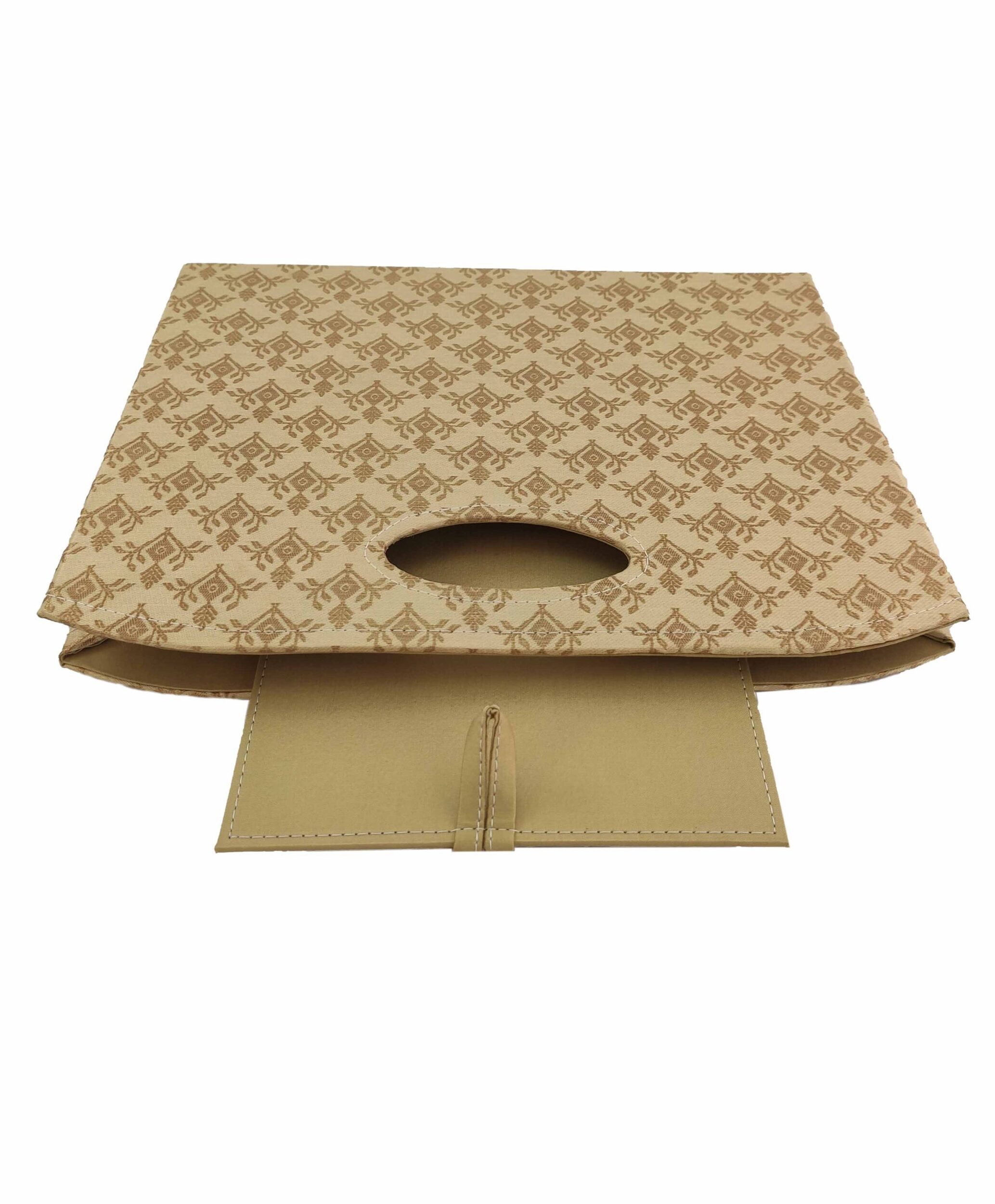 IMG_20220321_124245-scaled-1.jpg Amazing Beige & Gold Basket - BK 004 (35x20x27cm) - Image 4