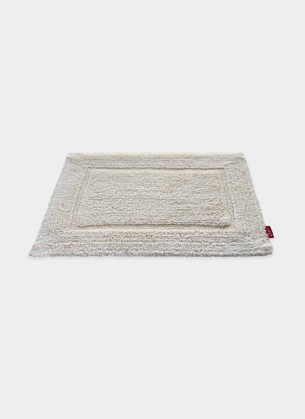 Ramsha-Carpet-Bathmat-BM-20-4-1.jpg White Non-Slip Fluffy Soft Cotton Bathmat - BM 020 (40x60cm) - Image 4