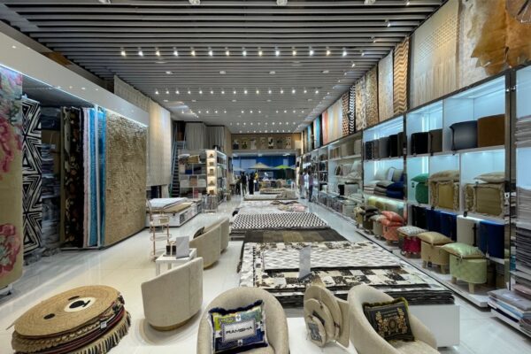 Showroom in Ajman, UAE Showroom in Ajman, UAE
