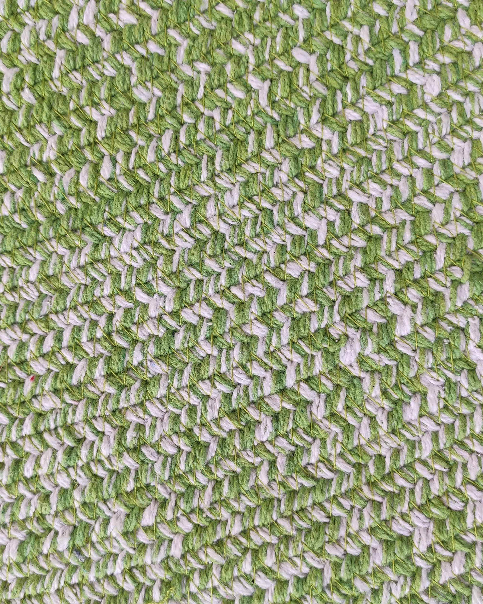 03-7-2.jpg Handmade Green & White Color Cotton Round Braided Rug - BR 006 - الصورة 4