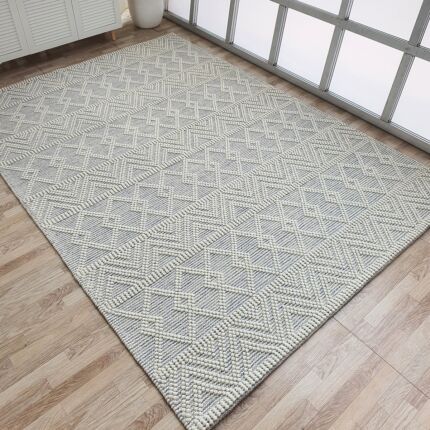 Handcrafted natural white color home decor woven rug - SRN 021 (200x300cm) by Ramsha Home