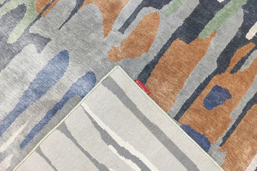 Soft Tencil & Cotton Hand-Knotted Carpet HKV 09 - Vibrant Multi-Color Design, 200x300cm Soft and durable hand-knotted carpet HKV 09, multi-color design, 200x300cm