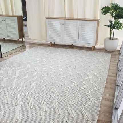 Premium quality natural white wool & cotton area rug SRN 016 (250x350cm) by Ramsha Home