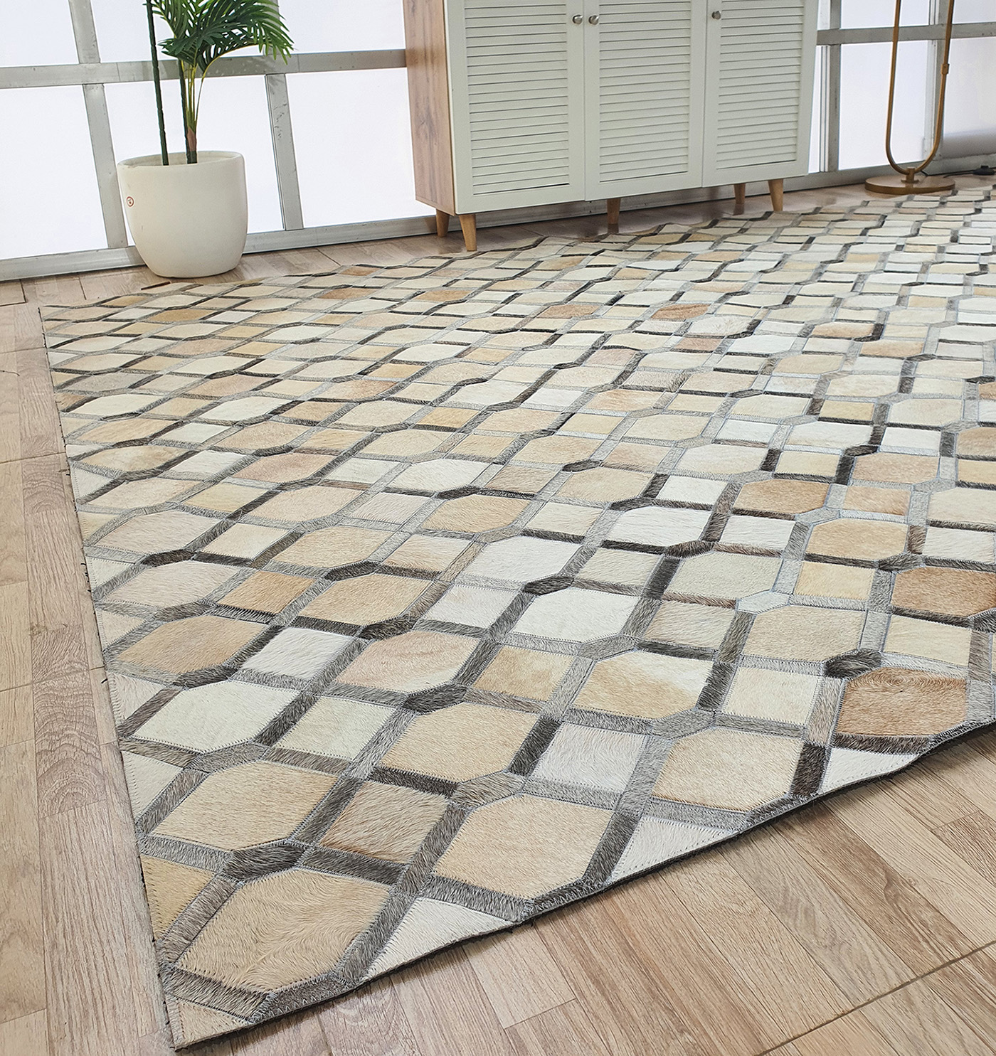Luxurious Leather & Wool Rug LR 002 (170x240cm) for Indoor Decor by Ramsha Home Luxurious indoor decor leather & wool rug LR 002 - 170x240cm by Ramsha Home