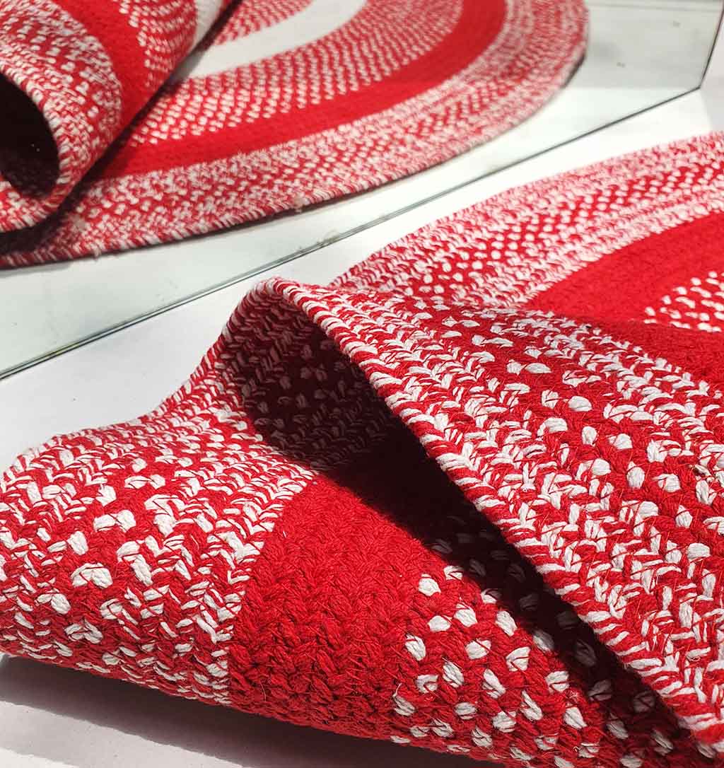 Amazing Handmade Cotton Round Rug in Red & White – BR 005 (120cm) Amazing Handmade Cotton Round Rug in Red & White Color - BR 005 (120cm)