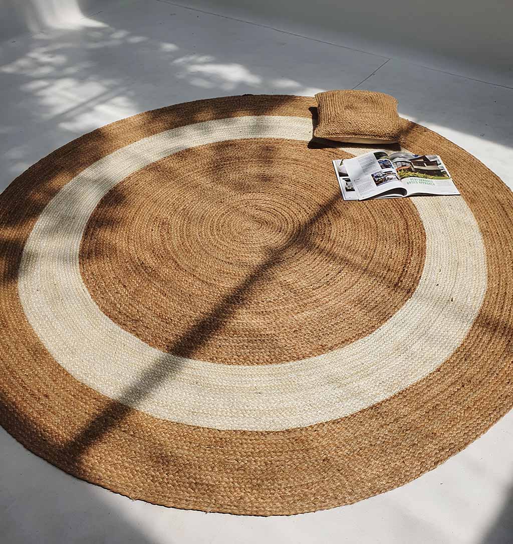 Handmade Natural & Bleach Braided Jute Round Rug – BR 008 (200cm) Handmade Natural & Bleach Color Braided Jute Round Rug - BR 008 (200cm)