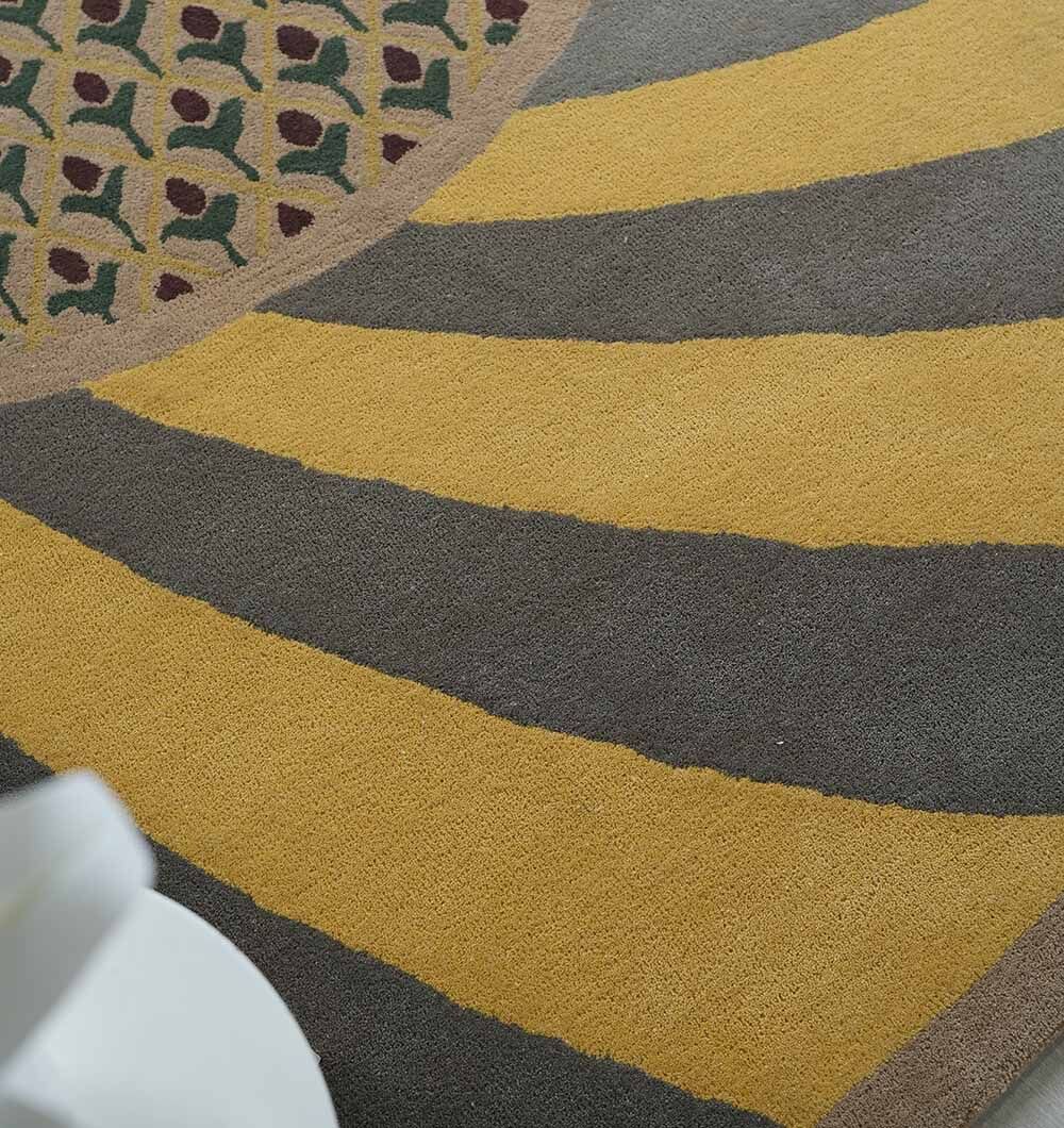 Beautiful Wool Décor Handmade Rug – Authentic Craft & Lasting Elegance Handmade wool rug with intricate design, soft texture, and timeless decorative appeal for home interiors.
