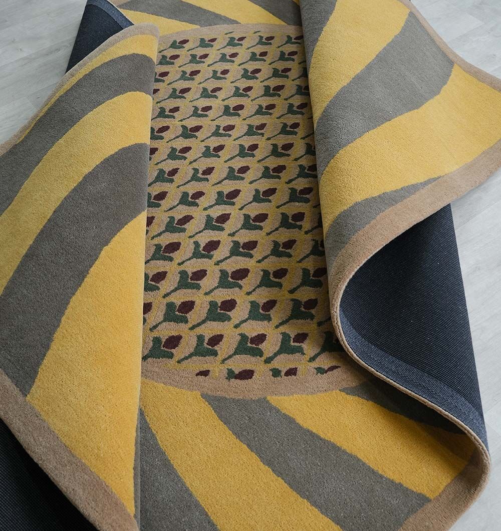 Beautiful Wool Décor Handmade Rug – Authentic Craft & Lasting Elegance Handmade wool rug with intricate design, soft texture, and timeless decorative appeal for home interiors.