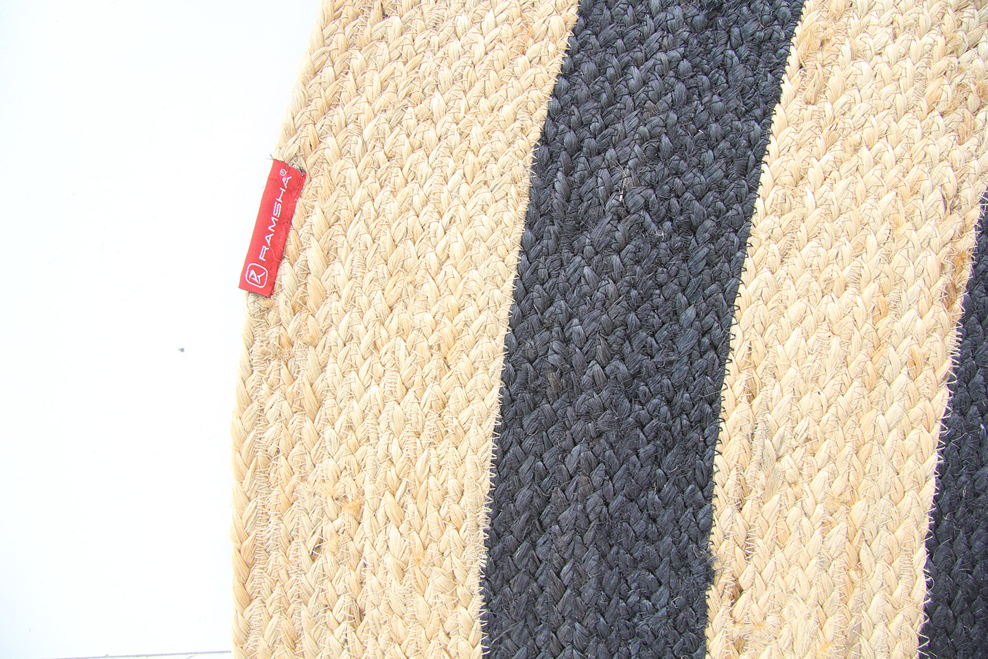 IMG_0539.jpg Handmade Braided Jute Floor Round Rug: Great Match for Dining Room - BR 058 (200cm) - Image 5