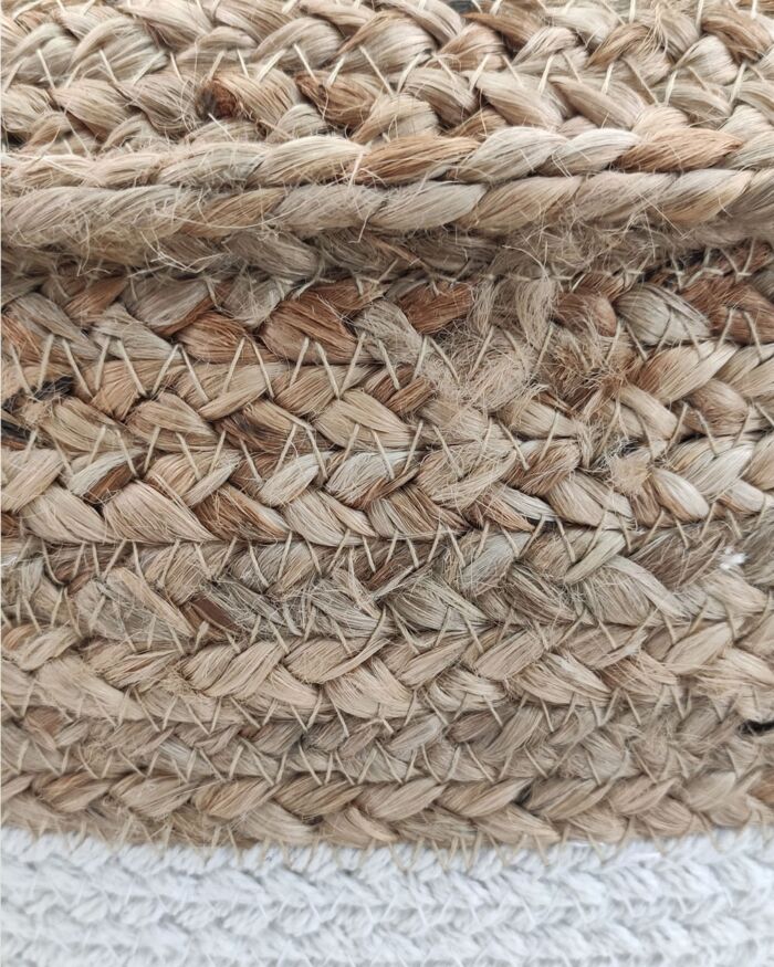 ⁦Natural and White Color Jute and Cotton Pouf for Home Decor - PF 081 (50x50x25cm)⁩ - الصورة ⁦4⁩