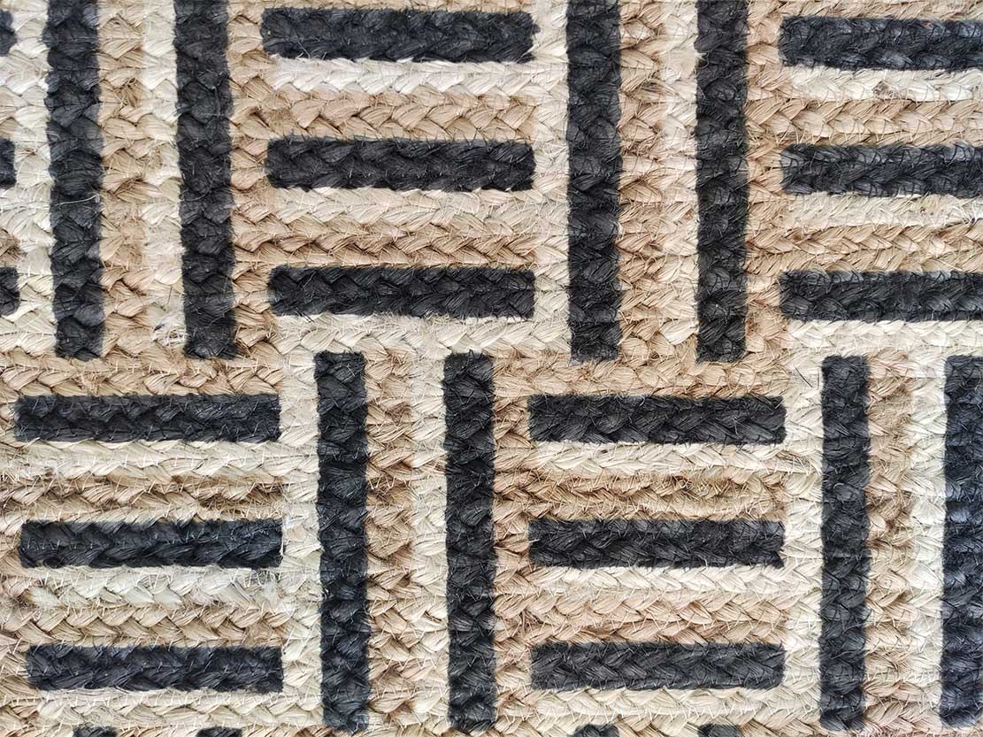 IMG_20230102_110800.jpg Amazing Handmade Jute Floor Braided Rug - BR 039 (140x200cm) - الصورة 2