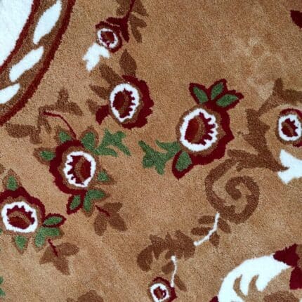 Modern carpet and rugs collection in Dubai UAE, including bedroom rugs, tufted rugs, runner rugs, and traditional rugs for sale.