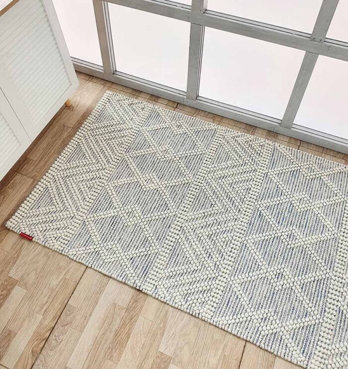 Stylish decorative woven rug in natural white - SRN 021 (80x200cm) by Ramsha Home