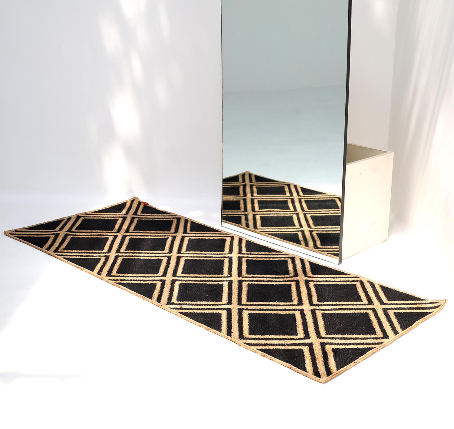 Handmade Natural & Black Braided Jute Rug for Hallway – BR 083 (80x200cm) Handmade natural & black jute braided hallway rug – BR 083 (80x200cm)