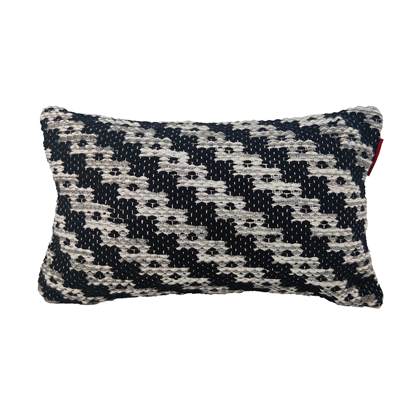 fmerfoep Black & White Color Polyester Cushion with Filler for Living Room, Bed, Playroom - CS 257 (30x50cm) - الصورة 1