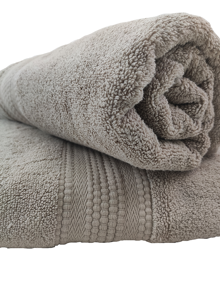 Compact Cotton Bath Towel TW-013, Beige Color 40X60cm for Bathroom Routines by Ramsha Home Compact cotton bath towel TW-013, 40X60cm, in beige color, perfect for bathroom routines by Ramsha Home.