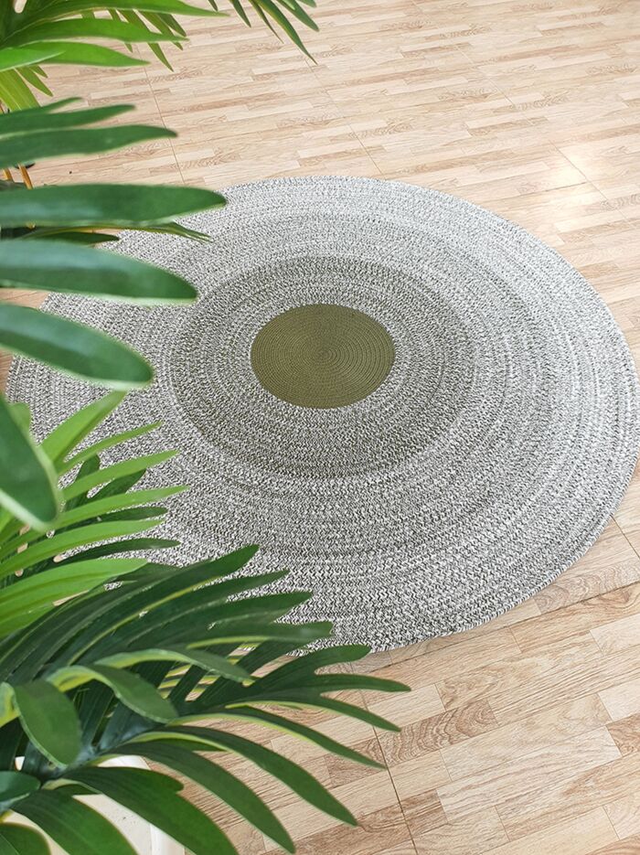 Luxurious Handmade Dark Green & White Cotton Braided Rug - BR 079 (120cm)