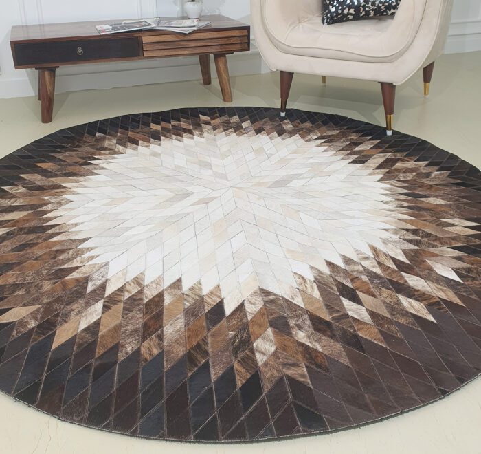 Colorful round leather rug LR 017, 120cm for drawing room by Ramsha Home