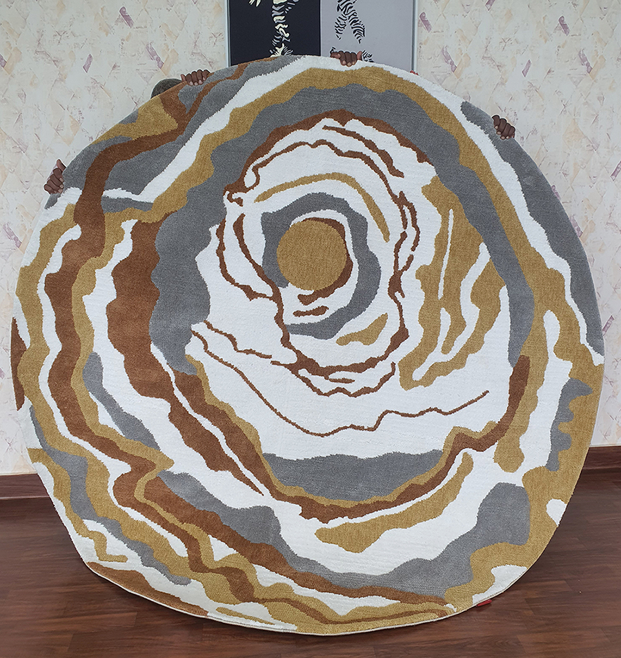 Carpets & Rugs Dubai – Buy Modern Rugs, Tufted Rugs, Silk Carpets & Traditional Rugs UAE Stylish carpet and rugs Dubai collection, modern rugs, tufted rugs, silk carpets and traditional rugs for sale in UAE homes.