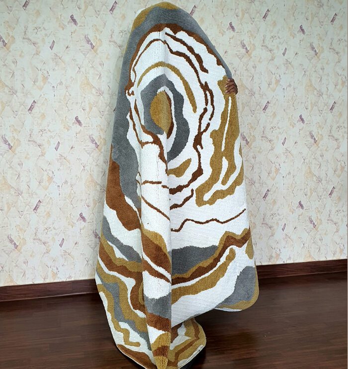 Stylish carpet and rugs Dubai collection, modern rugs, tufted rugs, silk carpets and traditional rugs for sale in UAE homes.