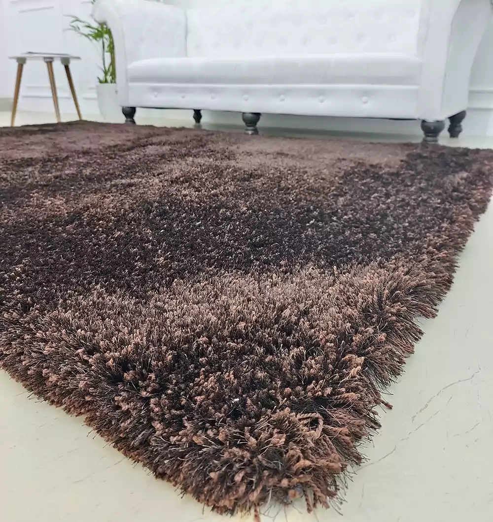 Shaggy Rug – Luxurious Softness & Modern Elegance Soft shaggy rug with plush texture, cozy comfort, and stylish design for modern home décor.