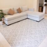 Hand woven wool rug from India, perfect as a bohemian hallway rug or indoor rug for modern homes in UAE and Dubai.