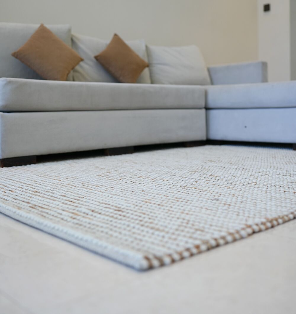 Hand Woven Wool Rug – Bohemian Indoor Hallway Carpet Dubai Hand woven wool hallway rug from India, stylish bohemian woven rug for homes in UAE and Dubai.