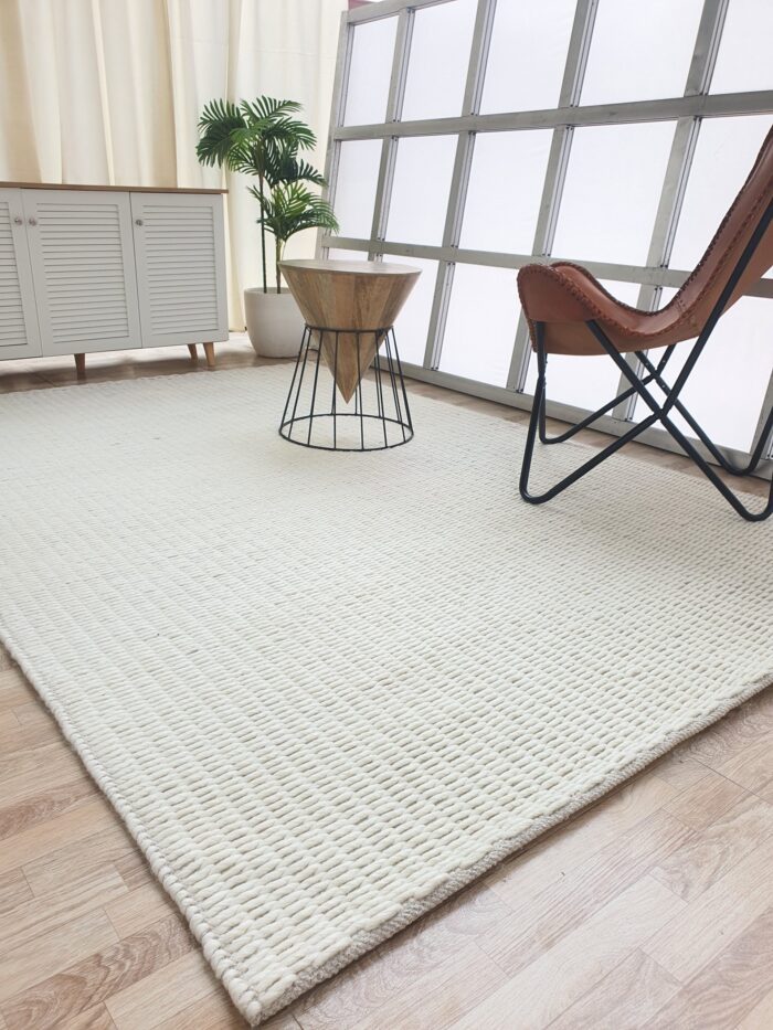 Elegant decorative woven rug SRN 030, 80x200cm ideal for home decor by Ramsha Home