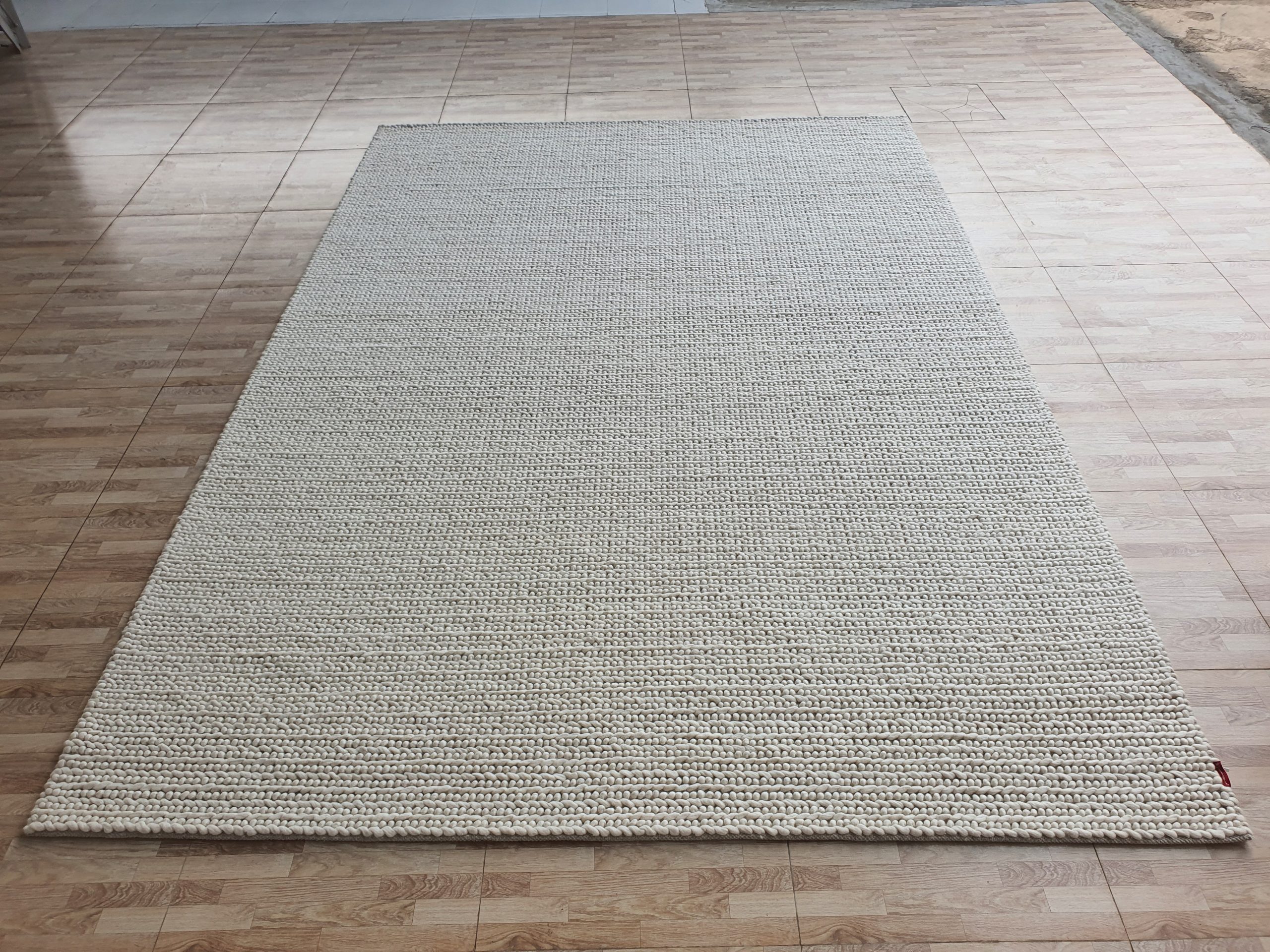 Modern Bedroom Decor White Woven Rug - SRN 031 (170x240cm) by Ramsha Home Stylish white woven rug SRN 031, 170x240cm for bedroom decor by Ramsha Home