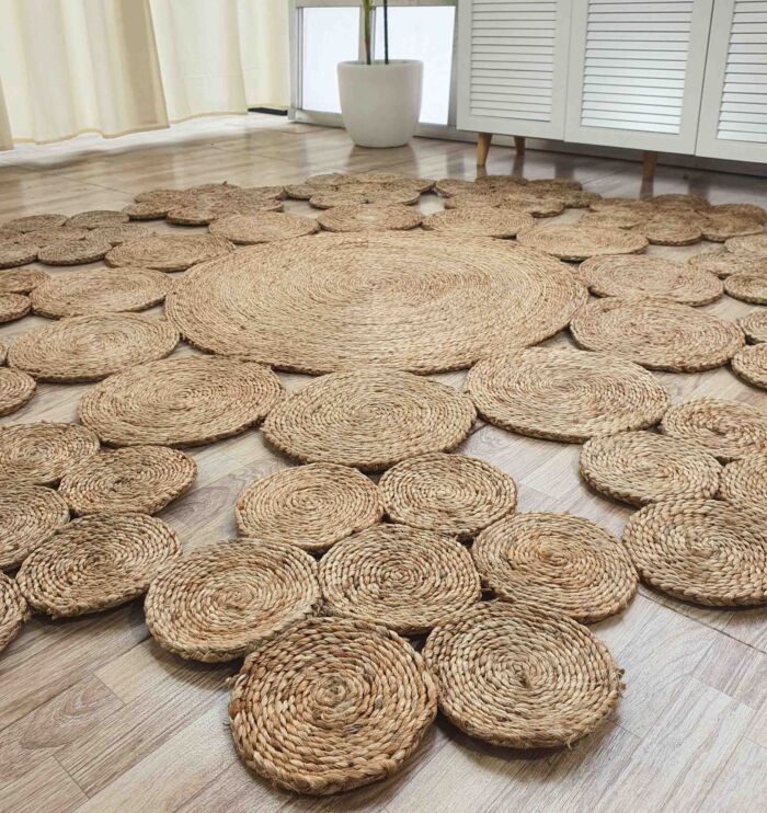 Close-up View of Circular Patterned Jute Area Rug - Ramsha Home CR-016