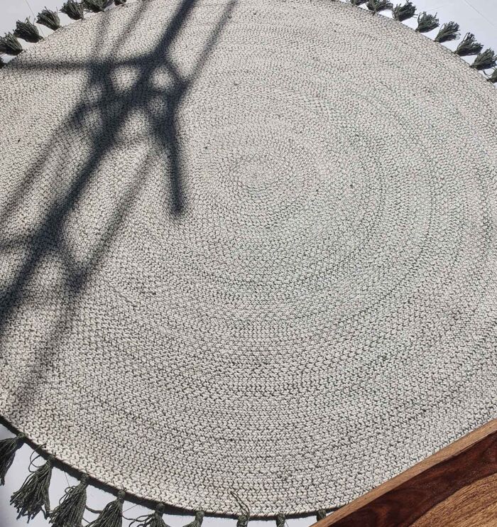 Amazing Handmade Jute Round Braided Rug with Tassel - BR 083 (150cm)
