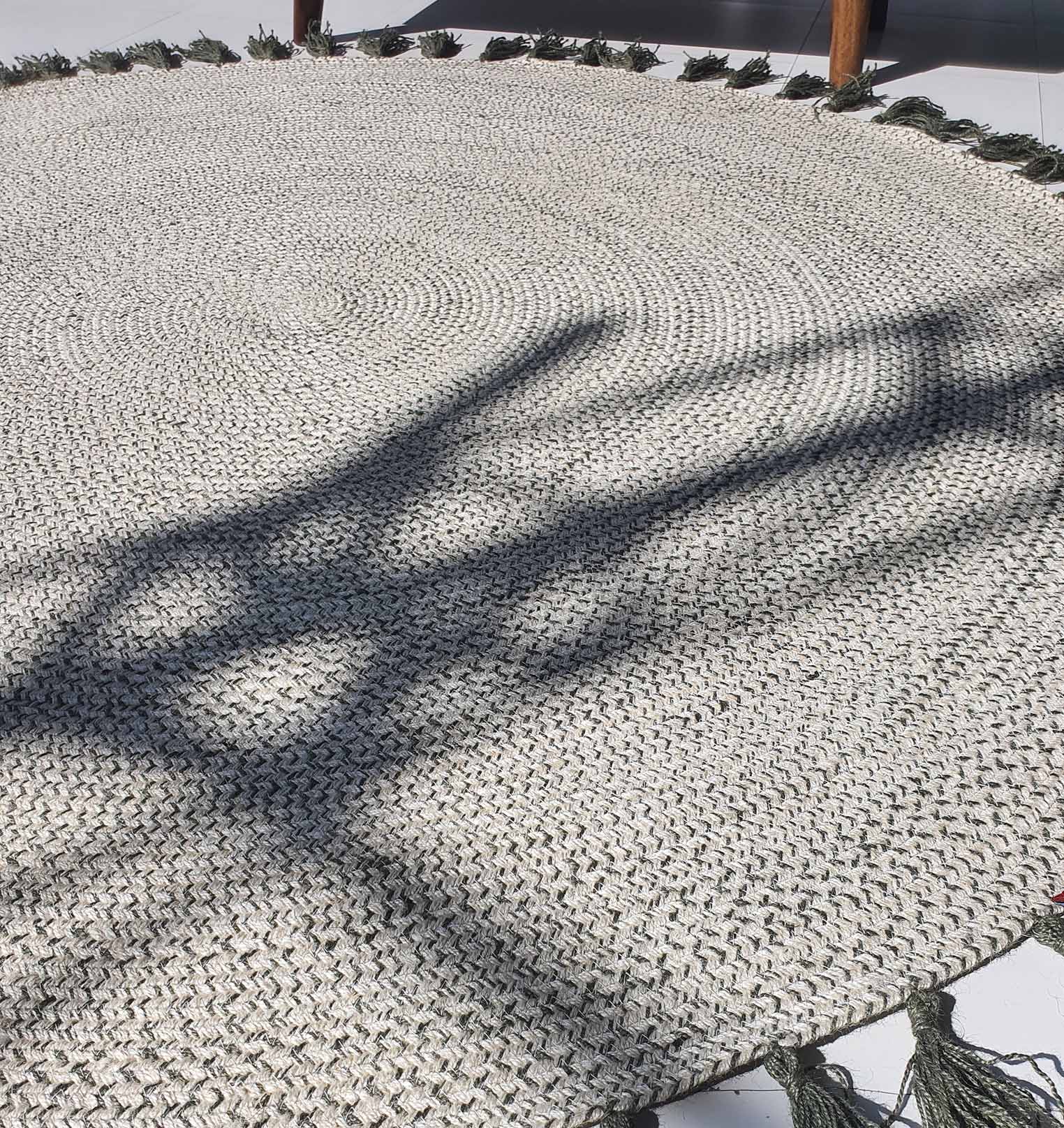 Sunlit White and Green Braided Rug - Ramsha Home Sunlit White and Green Braided Rug - Ramsha Home