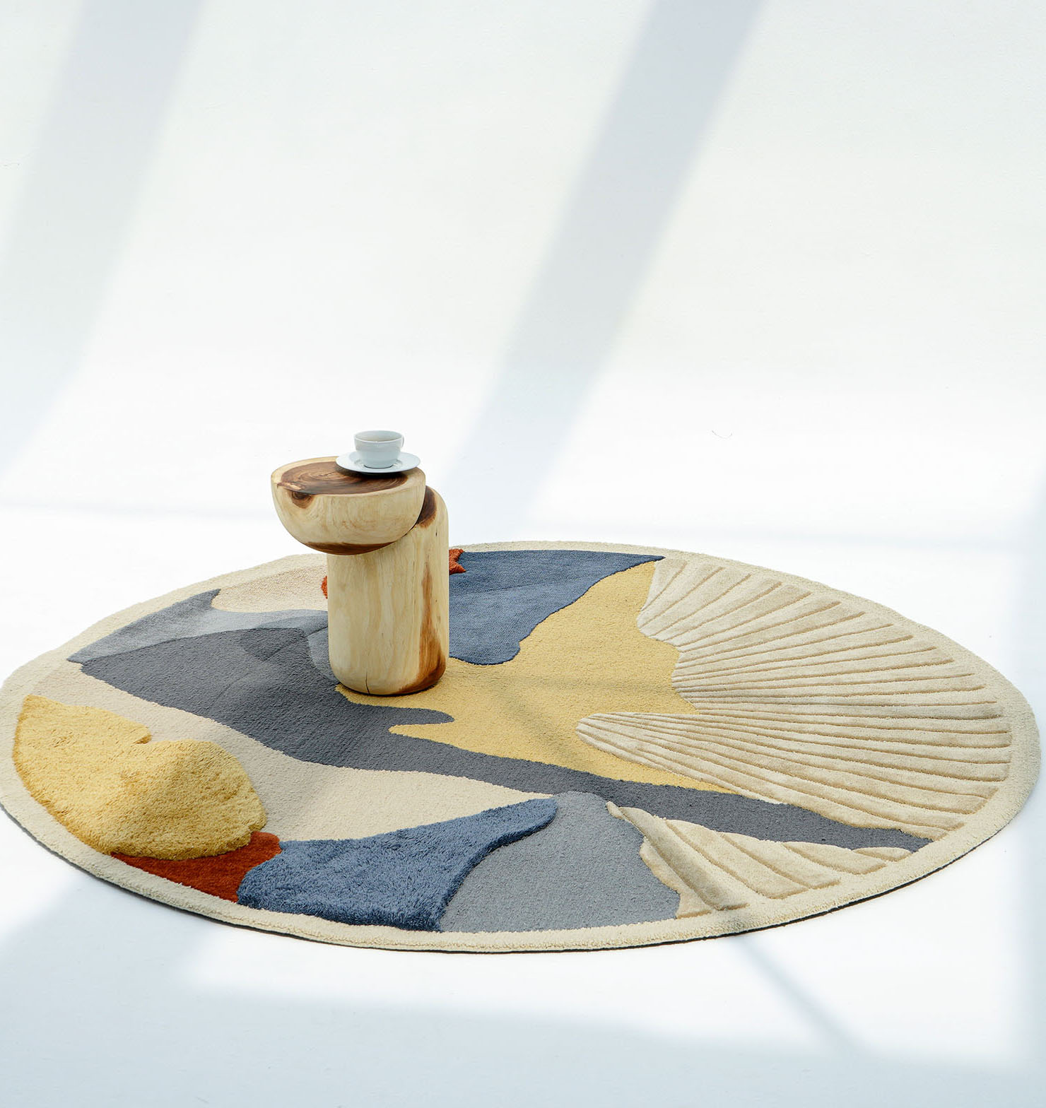 Handmade Rugs – Elegant Craftsmanship for Modern Homes Luxury handmade rugs crafted with timeless artistry