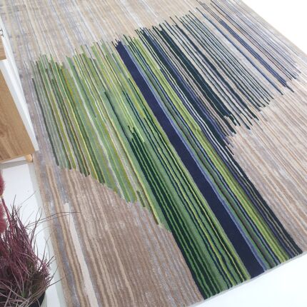 Side Angle View of Handmade Floor Rug HTWV-52 - Ramsha Home