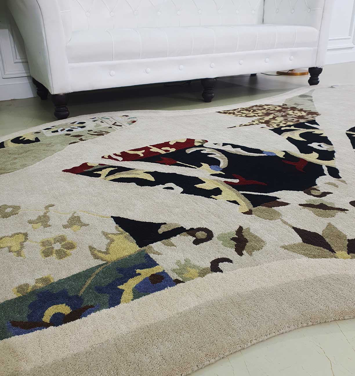 Closeup of Multi-Colored Artisanal Rug HTW-70 by Ramsha Home Closeup of Multi-Colored Artisanal Rug HTW-70 by Ramsha Home